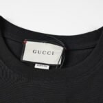 T-shirt Gucci Interlocking Logo Black - Image 7