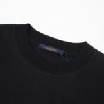 T-shirt Louis Vuitton LV Black Instrument Graphic - Image 5