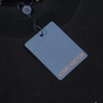 T-shirt Louis Vuitton LV Black Instrument Graphic - Image 6
