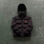 Jacket Puffer Trapstar Irongate Hooded Black/Red - Image 4