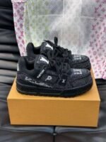 Louis Vuitton Black Crystal ‘LV Trainer Maxi’ - Image 4