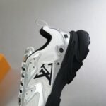 Louis Vuitton Runner Tatic Silver - Image 3