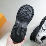 Louis Vuitton Runner Tatic Silver - Image 4