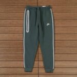 Pants Tech Fleece Verde (Reflective) - Image 3