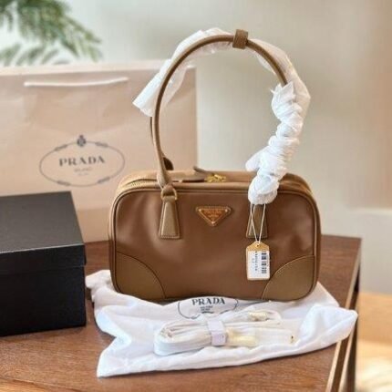 Prada Re-Edition 1978 Tote Bag