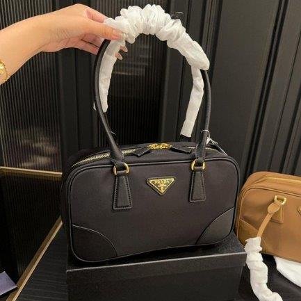 IMG13280 Prada Re-Edition 1978 Tote Bag - Image 1