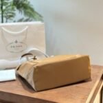 Prada Re-Edition 1978 Tote Bag - Image 4