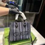 Gucci Straw Tote Bag - Image 2