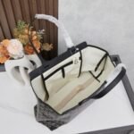 Goyard Bellechasse Biaude PM Bag Black - Image 4