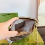 Gucci Ophidia GG Supreme Shoulder Bag - Image 4