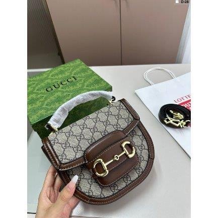 IMG13631 Gucci Horsebit 1955 Mini Shoulder Bag Beige - Image 1