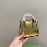 Gucci Diana Mini Bag Metallic Golg - Image 4