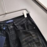 Pants Louis Vuitton Black - Image 4