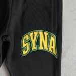 Set Syna World College Logo Black/Yellow - Image 8