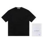 T-Shirt Givenchy