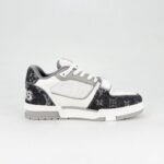 Louis Vuitton Trainer - Image 2