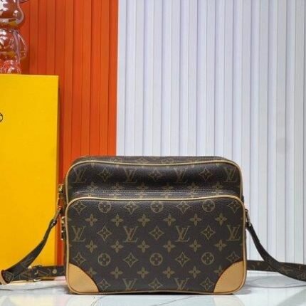 Shoulder Bag Louis Vuitton
