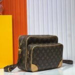 Shoulder Bag Louis Vuitton - Image 2