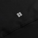 Sweatshirt Givenchy 4G Logo - Image 5
