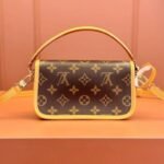 Shoulder Bag Louis Vuitton Nano Diane Monogram - Image 2