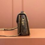 Shoulder Bag Louis Vuitton Métis - Image 3