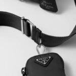 Shoulder Bag Prada Re-Edition 2005 - Image 4