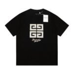 T-Shirt Givenchy