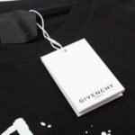 T-Shirt Givenchy - Image 7