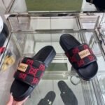 Slides Gucci GG Canvas with Logo Patch - Image 4