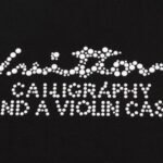 T-shirt Louis Vuitton Calligraphy Studded Black - Image 4