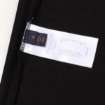 T-shirt Louis Vuitton Calligraphy Studded Black - Image 10