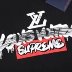 T-shirt Louis Vuitton x Supreme Graffiti Black - Image 5