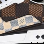 Shorts Prada Logo Patch Black - Image 6