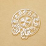 T-shirt Chrome Hearts Gold Horseshoe Logo - Image 4