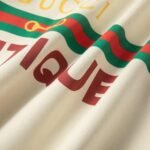Hoodie Gucci Boutique Logo White - Image 6