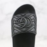 Slides Gucci GG Black Rubber Monogram - Image 5