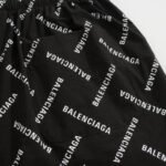 Shorts Balenciaga Allover Logo Print - Image 6