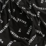 Shorts Balenciaga Allover Logo Print - Image 7