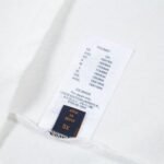 T-shirt Louis Vuitton LV White Instrument Graphic - Image 4