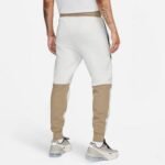 Set Nike Tech Fleece Bege/White 2023 (New Season) - Image 8