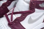 Air Jordan 1 High OG Bordeaux - Image 5
