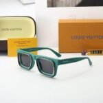 Sunglasses Louis Vuitton - Image 2