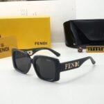 Sunglasses Fendi - Image 3