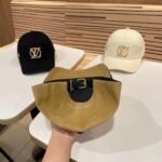 Cap Louis Vuitton LV Monogram Logo - Image 5
