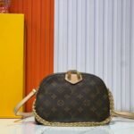 Shoulder Bag Louis Vuitton Be Alma