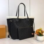 Shoulder Bag Louis Vuitton Neverfull MM