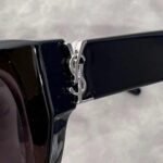 Sunglasses Yves Saint Laurent - Image 2