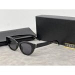 Sunglasses Yves Saint Laurent - Image 8