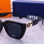 Sunglasses Louis Vuitton - Image 3