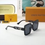 Sunglasses Louis Vuitton - Image 2